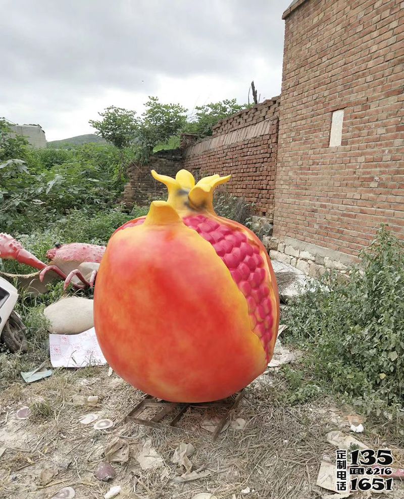 庭院景區(qū)玻璃鋼仿真植物石榴雕塑 庭院景區(qū)玻璃鋼仿真植物石榴雕塑