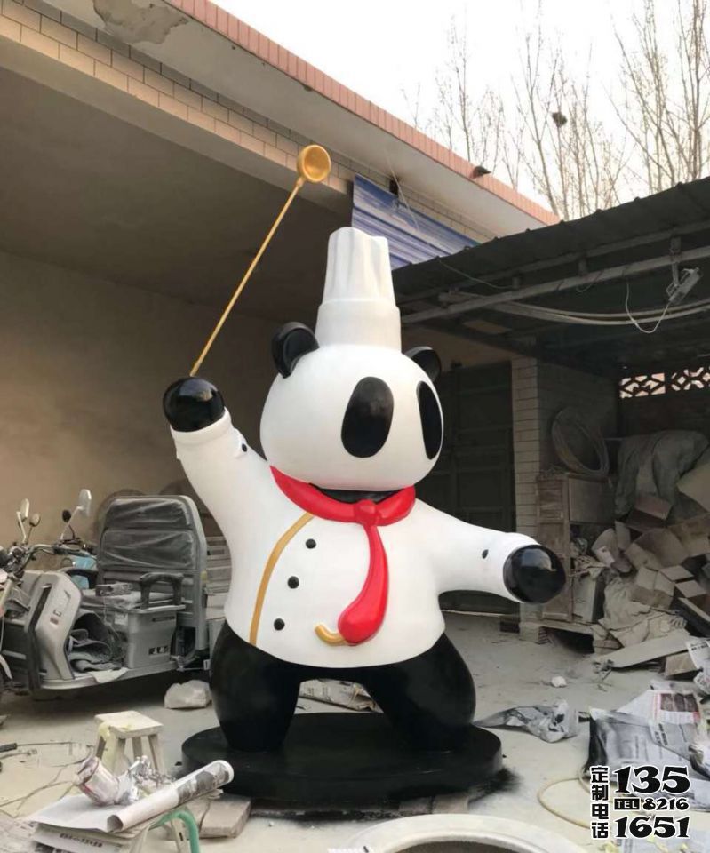 飯店玻璃鋼仿真卡通熊貓廚師雕塑 飯店玻璃鋼仿真卡通熊貓廚師雕塑