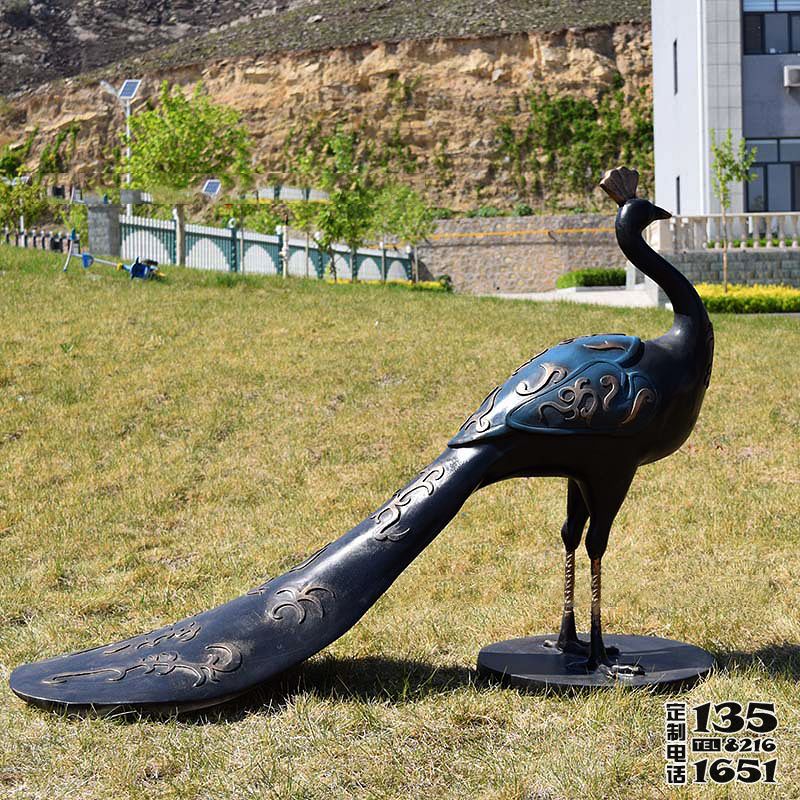 戶(hù)外草坪玻璃鋼仿銅孔雀雕塑