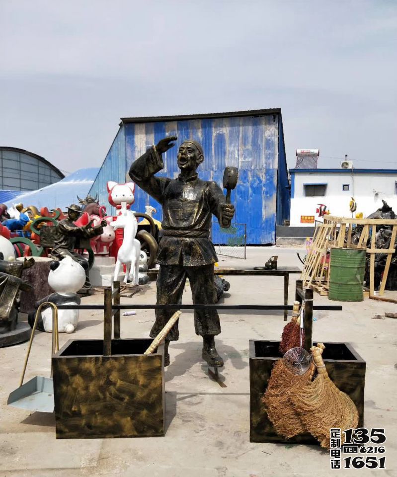 步行街賣貨郎人物玻璃鋼仿銅雕塑 步行街賣貨郎人物玻璃鋼仿銅雕塑