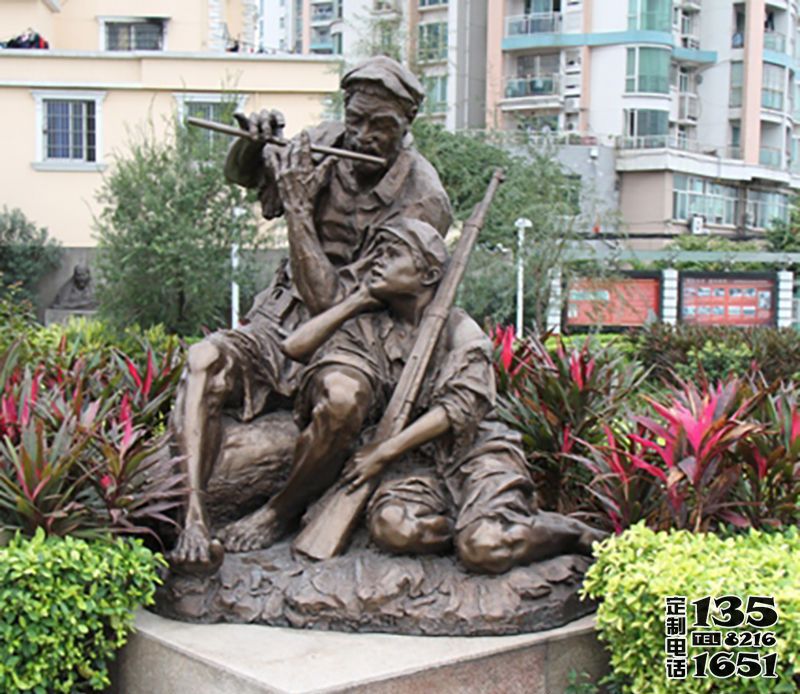 校園景區(qū)玻璃鋼仿銅人物景觀八路軍雕塑 校園景區(qū)玻璃鋼仿銅人物景觀八路軍雕塑