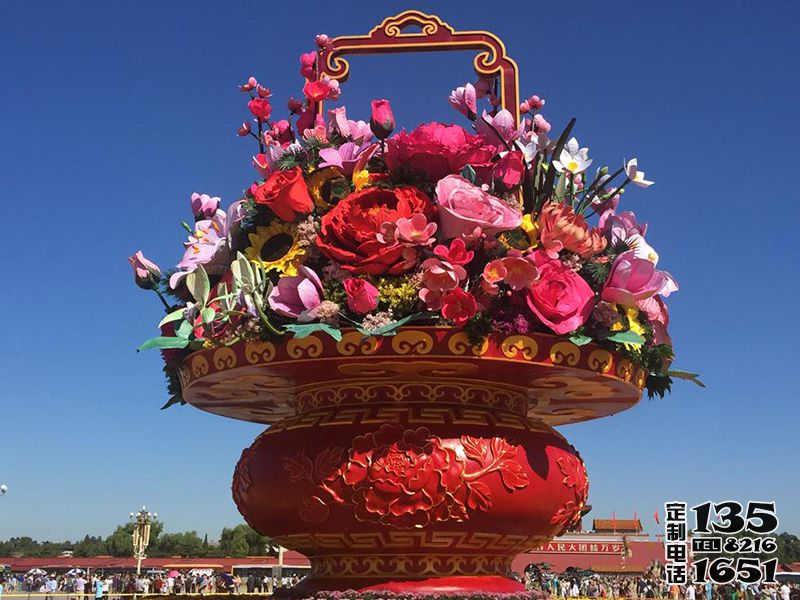 國(guó)慶節(jié)廣場(chǎng)玻璃鋼彩繪仿真花朵大花籃雕塑 國(guó)慶節(jié)廣場(chǎng)玻璃鋼彩繪仿真花朵大花籃雕塑
